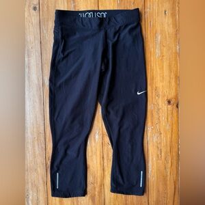 Nike Women’s Black Calf length Dri-Fit Leggings